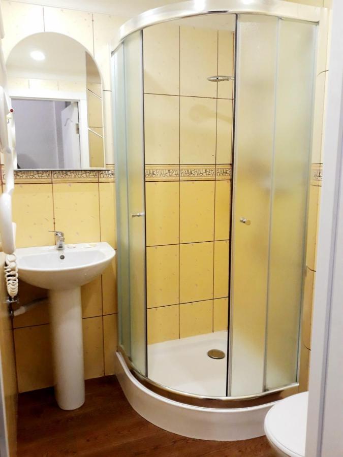 Regrand Apartment On Svobody 22 Lviv Dış mekan fotoğraf